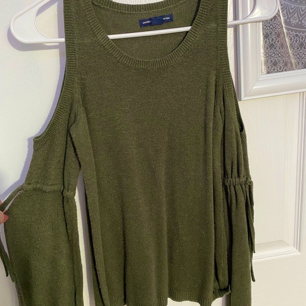 army green American Eagle long sleeve sweater top